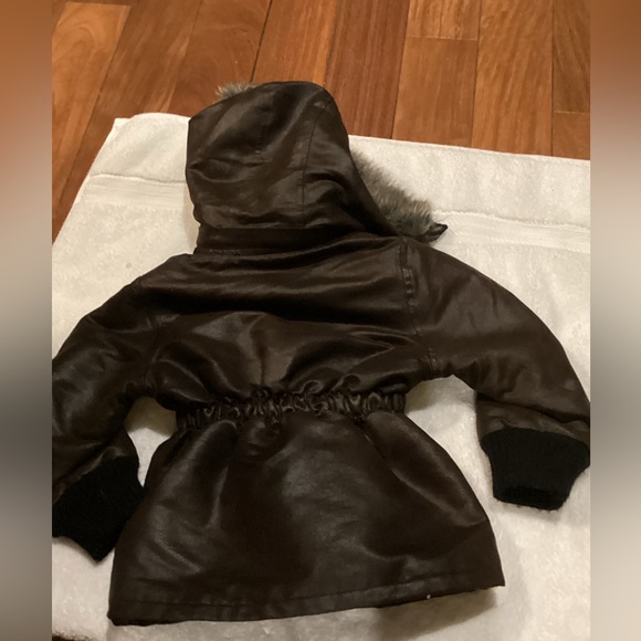SIERRA.JULIAN GIRLS BROWN FAUX LEATHER & FUR HOODED WINTER COAT SZ.3 - Picture 12 of 16